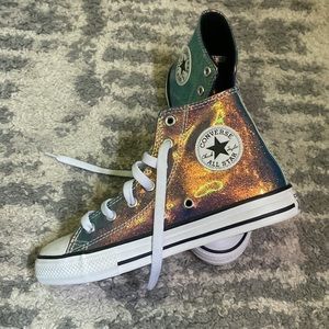 Beautiful sheer color Covers All Star